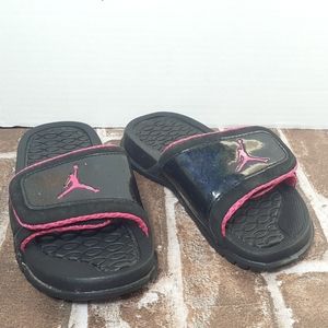 infant jordan slides